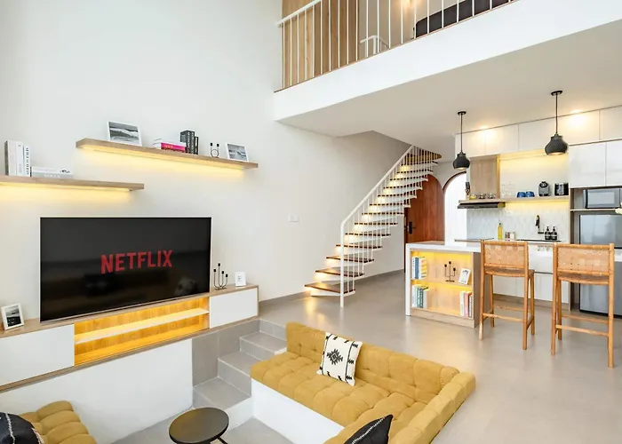 Villa Cozy New 1br With Pool & Projector In Pandawa